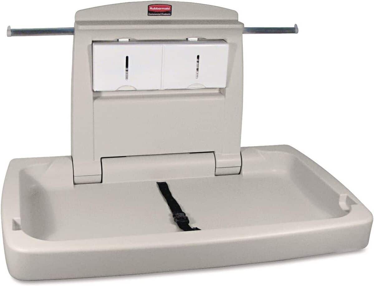 Test table à langer Rubbermaid Platine