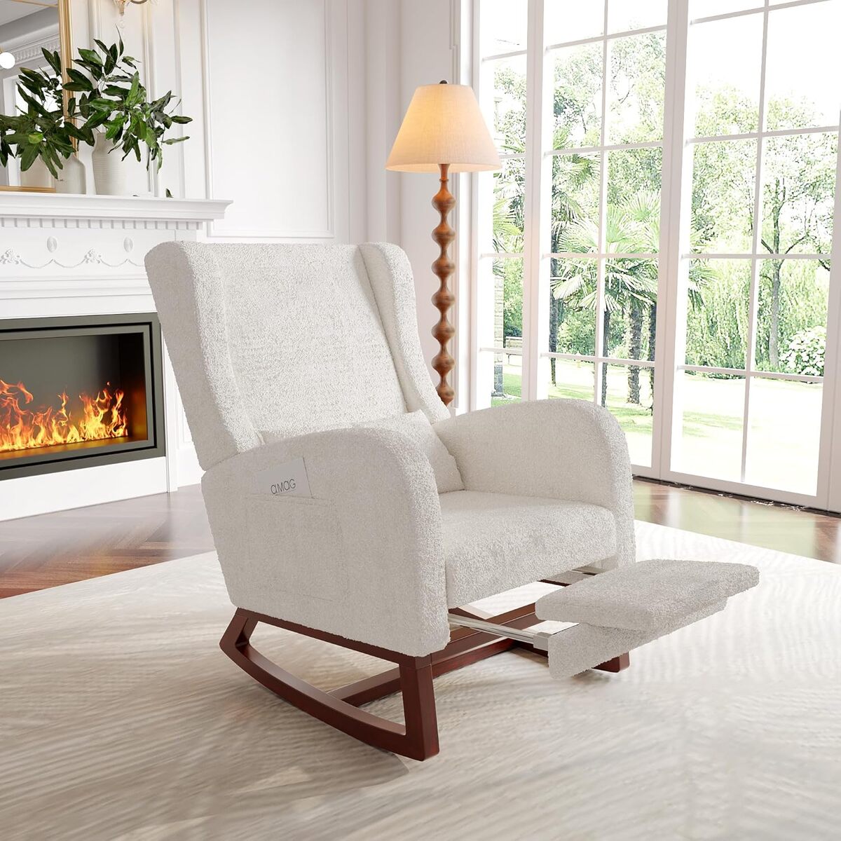 Test : chaise à bascule scandinave avec repose-jambes beige